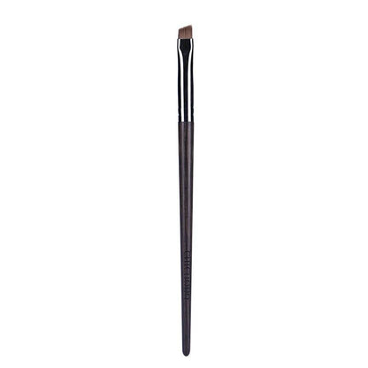 Makeup brush