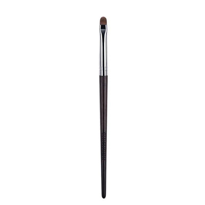 Makeup brush